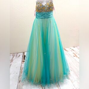 2013 Pink by Alexia Designs 5117 Ballgown Zero Y2K Prom Pageant NWT Curled Hem